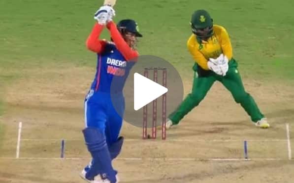 [Watch] Smriti Mandhana Gets 'Bamboozled' by Tryon’s 'Deceptive' Delivery In 1st T20I